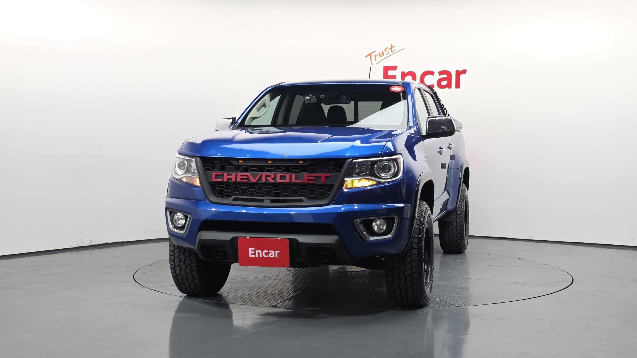 CHEVROLET COLORADO photo 3