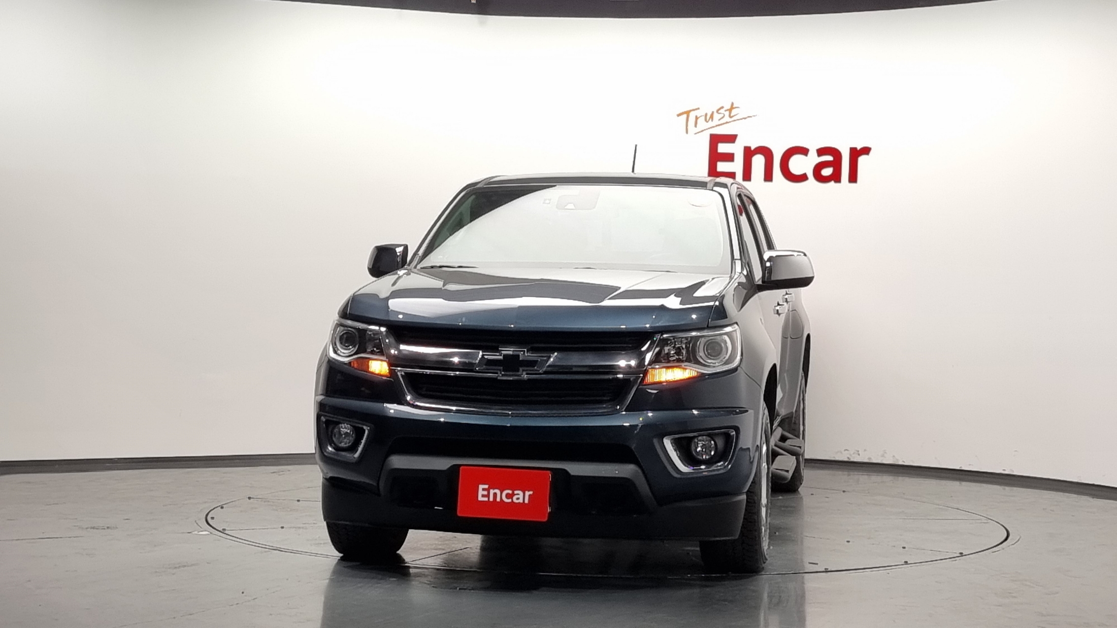 CHEVROLET COLORADO photo 3