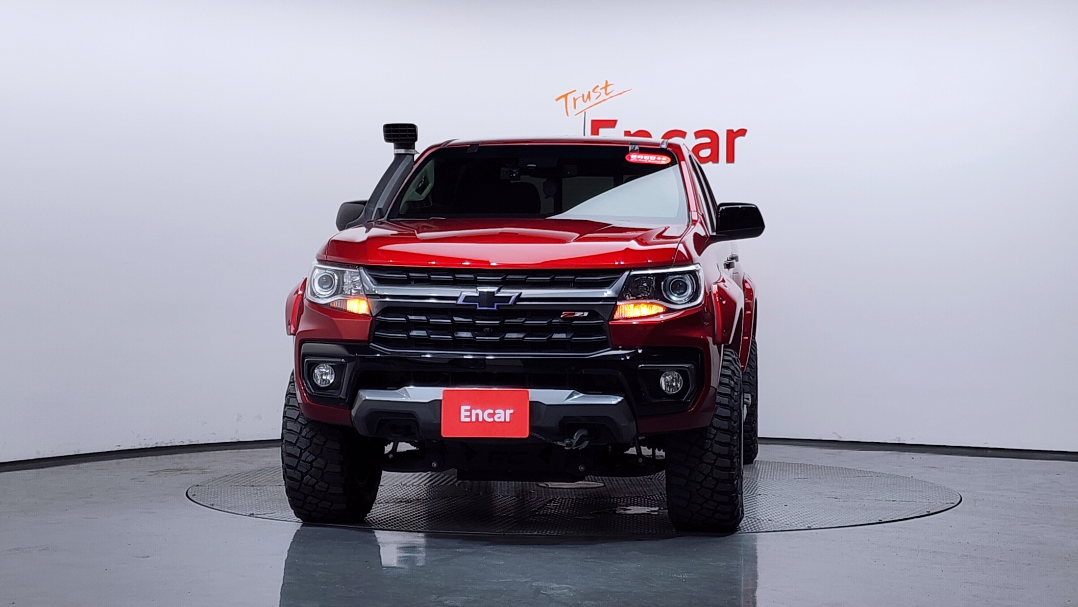 CHEVROLET COLORADO photo 3