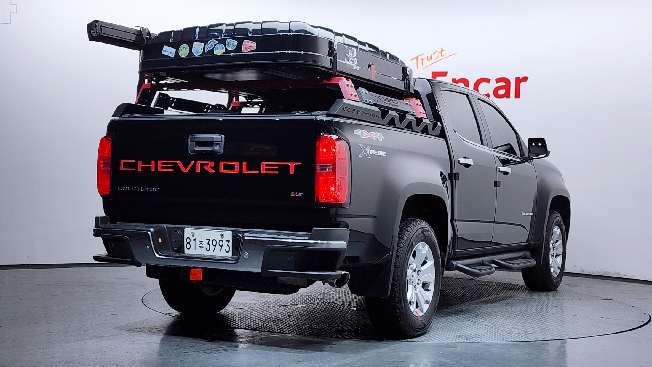 CHEVROLET COLORADO photo 3