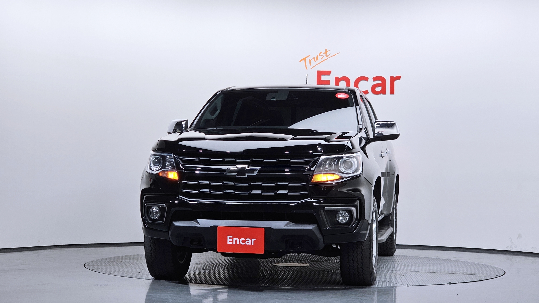 CHEVROLET COLORADO photo 3