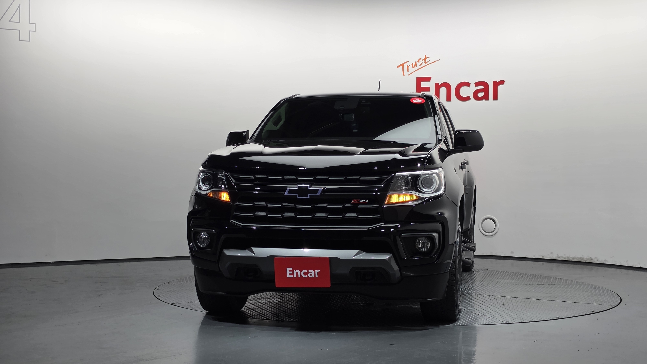 CHEVROLET COLORADO photo 3