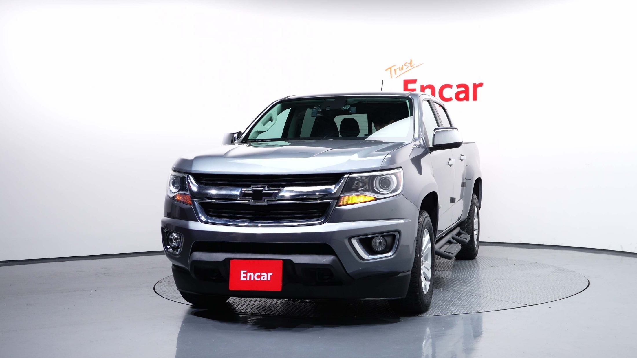 CHEVROLET COLORADO photo 3