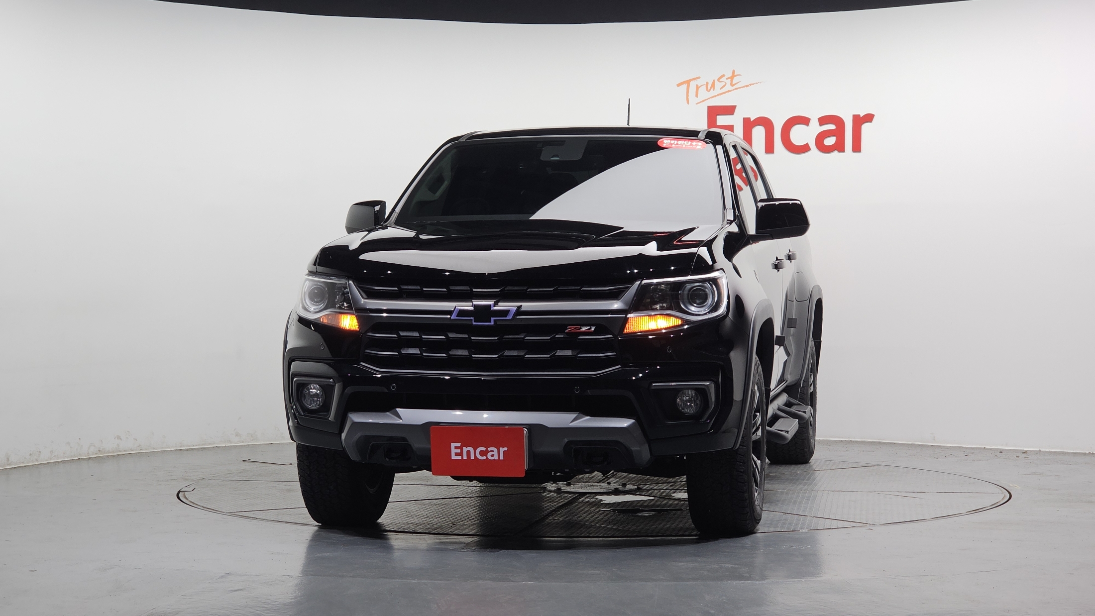 CHEVROLET COLORADO photo 3