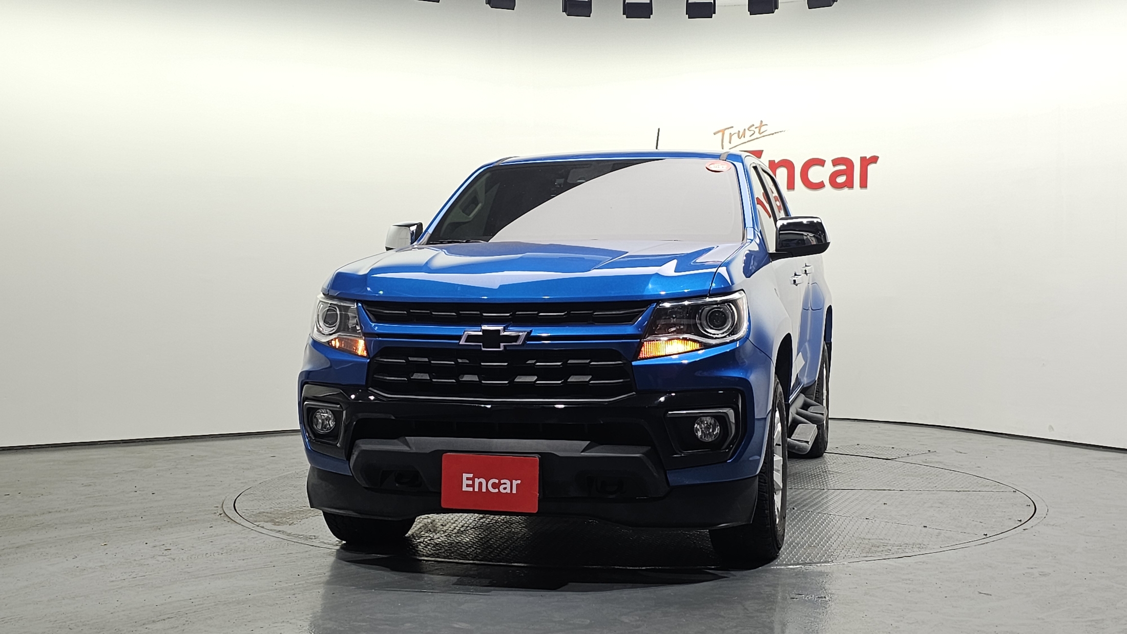 CHEVROLET COLORADO photo 3