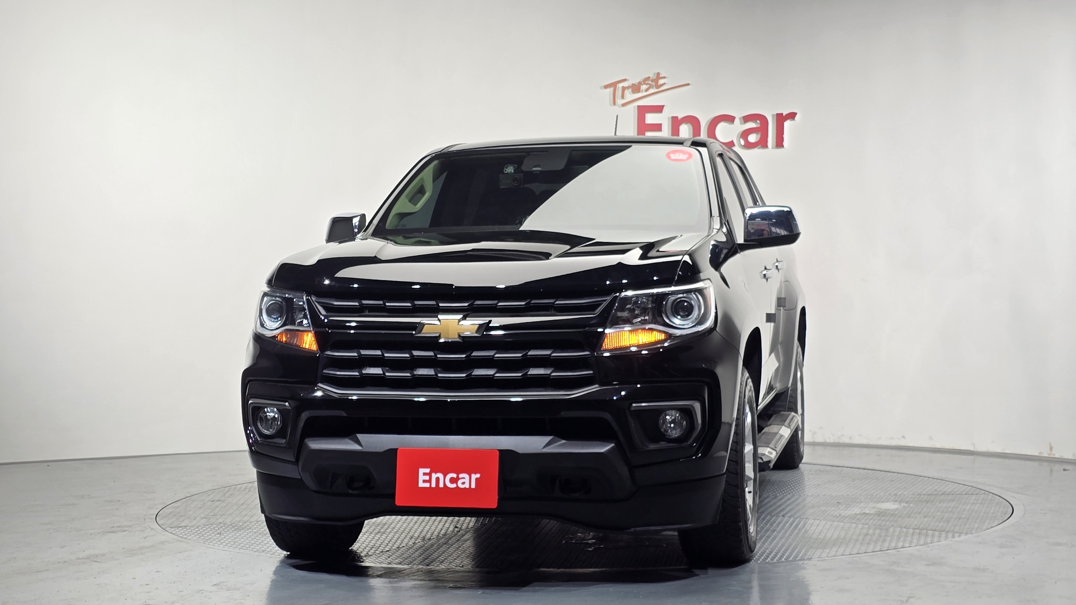 CHEVROLET COLORADO photo 3
