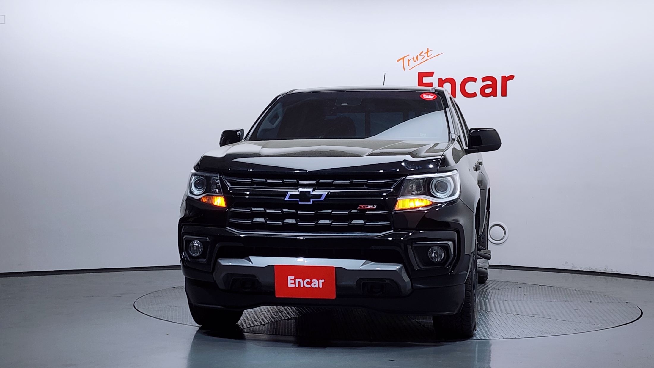 CHEVROLET COLORADO photo 3