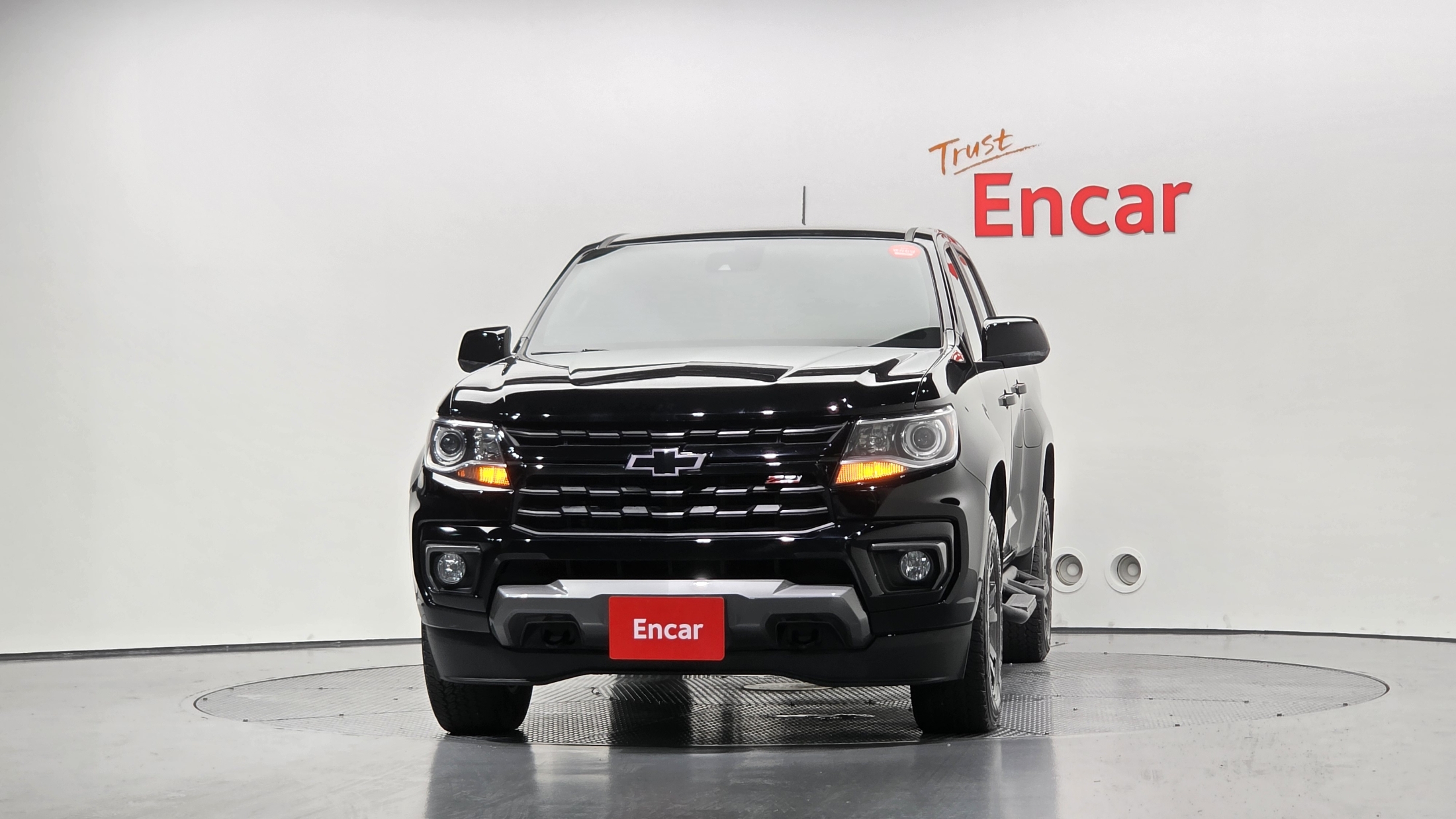CHEVROLET COLORADO photo 3