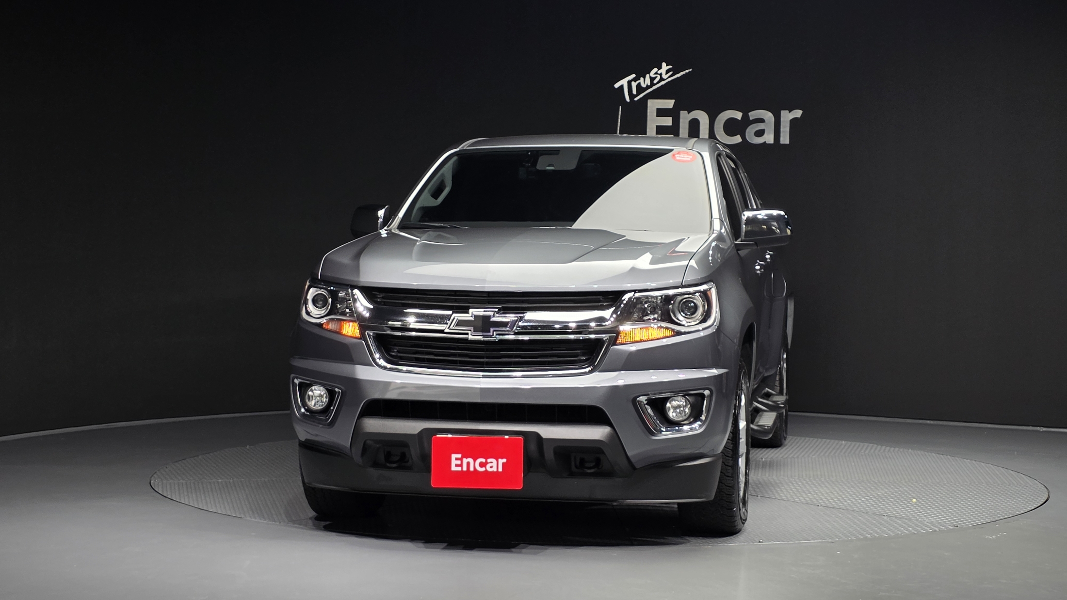 CHEVROLET COLORADO photo 3
