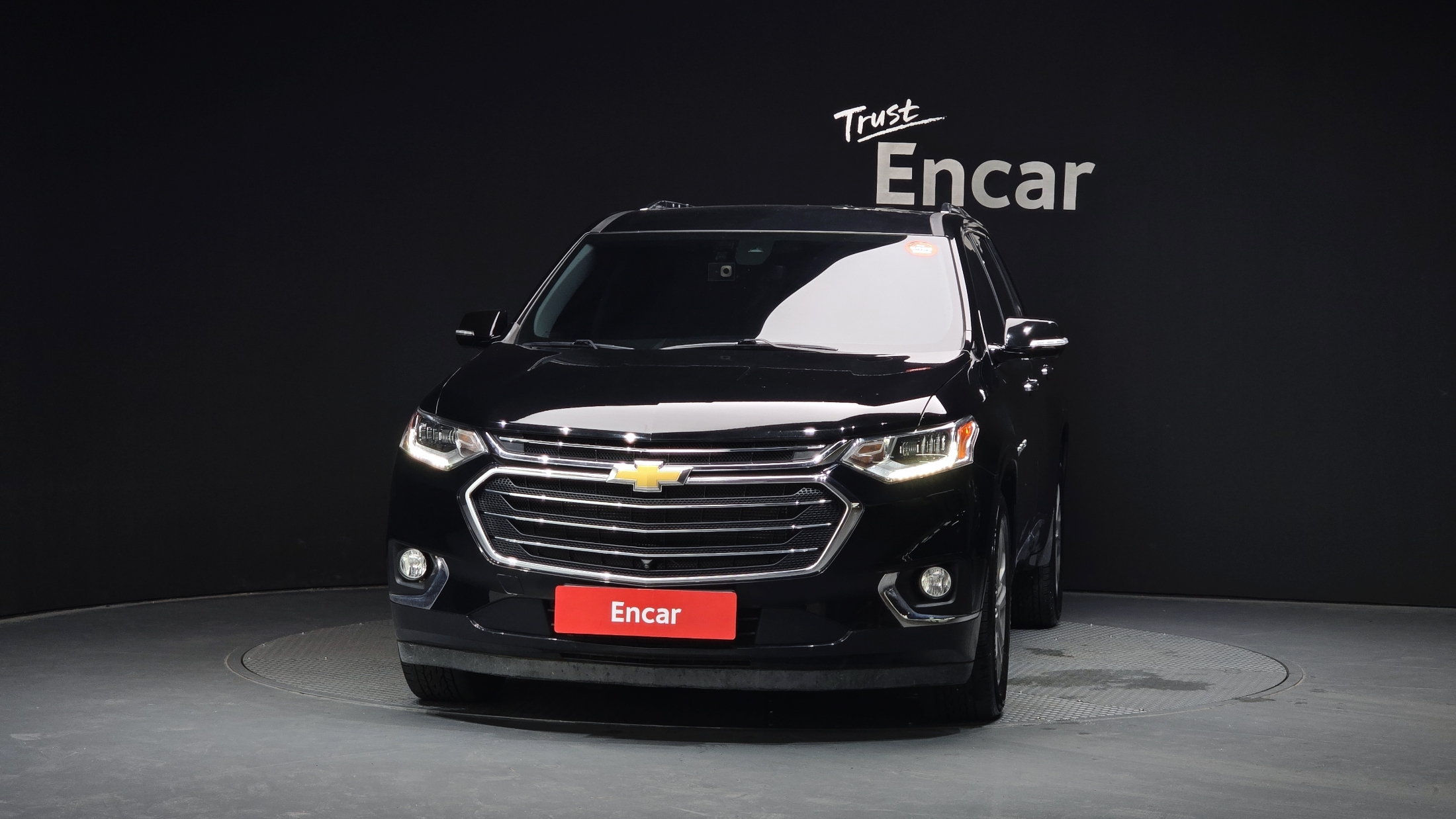 CHEVROLET TRAVERSE photo 3