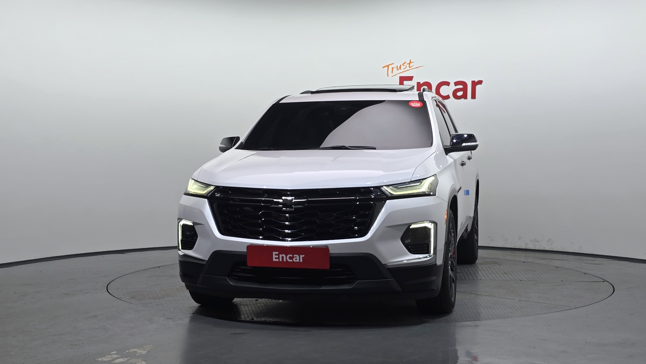 CHEVROLET TRAVERSE photo 3