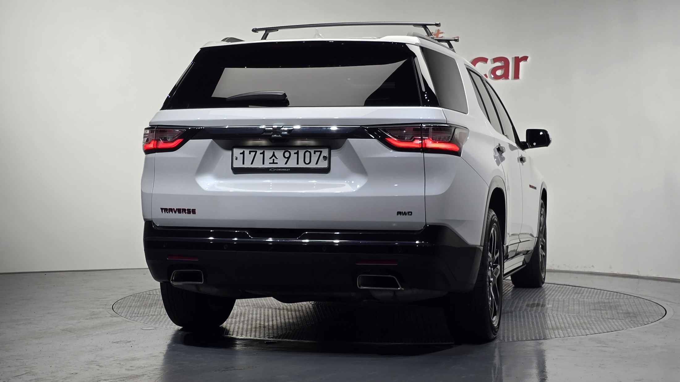 CHEVROLET TRAVERSE photo 3
