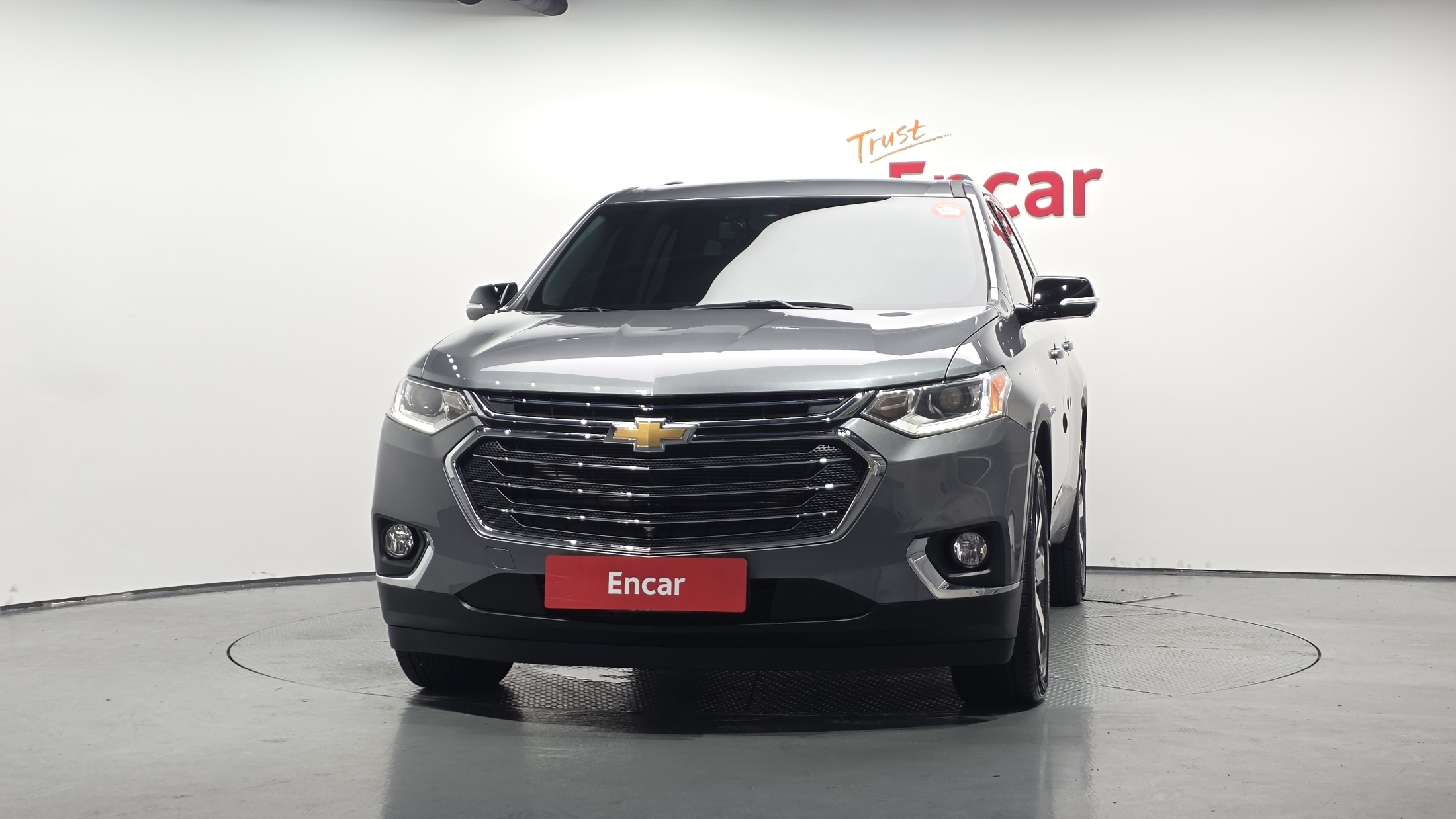 CHEVROLET TRAVERSE photo 3