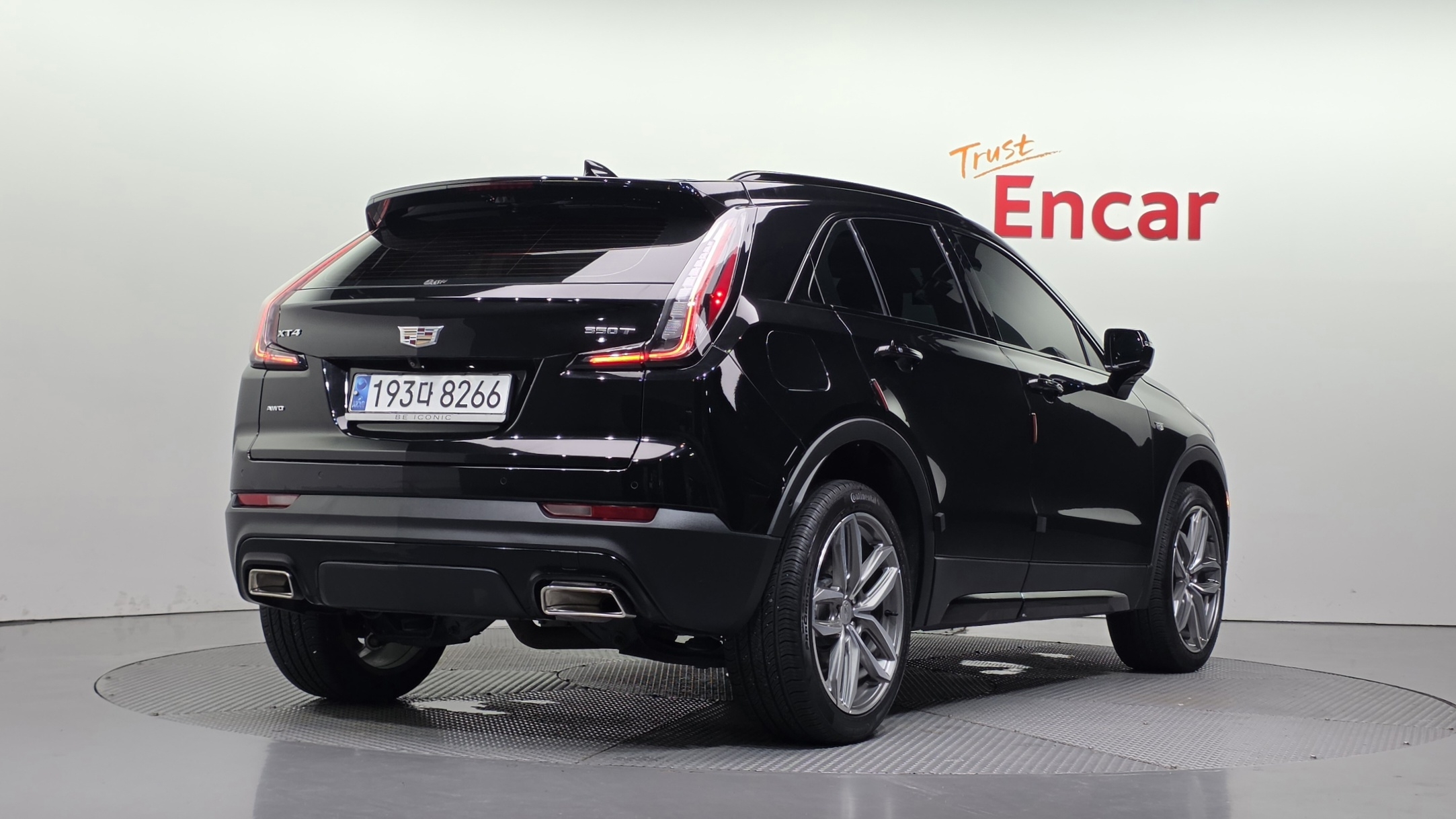CADILLAC XT4 photo 2
