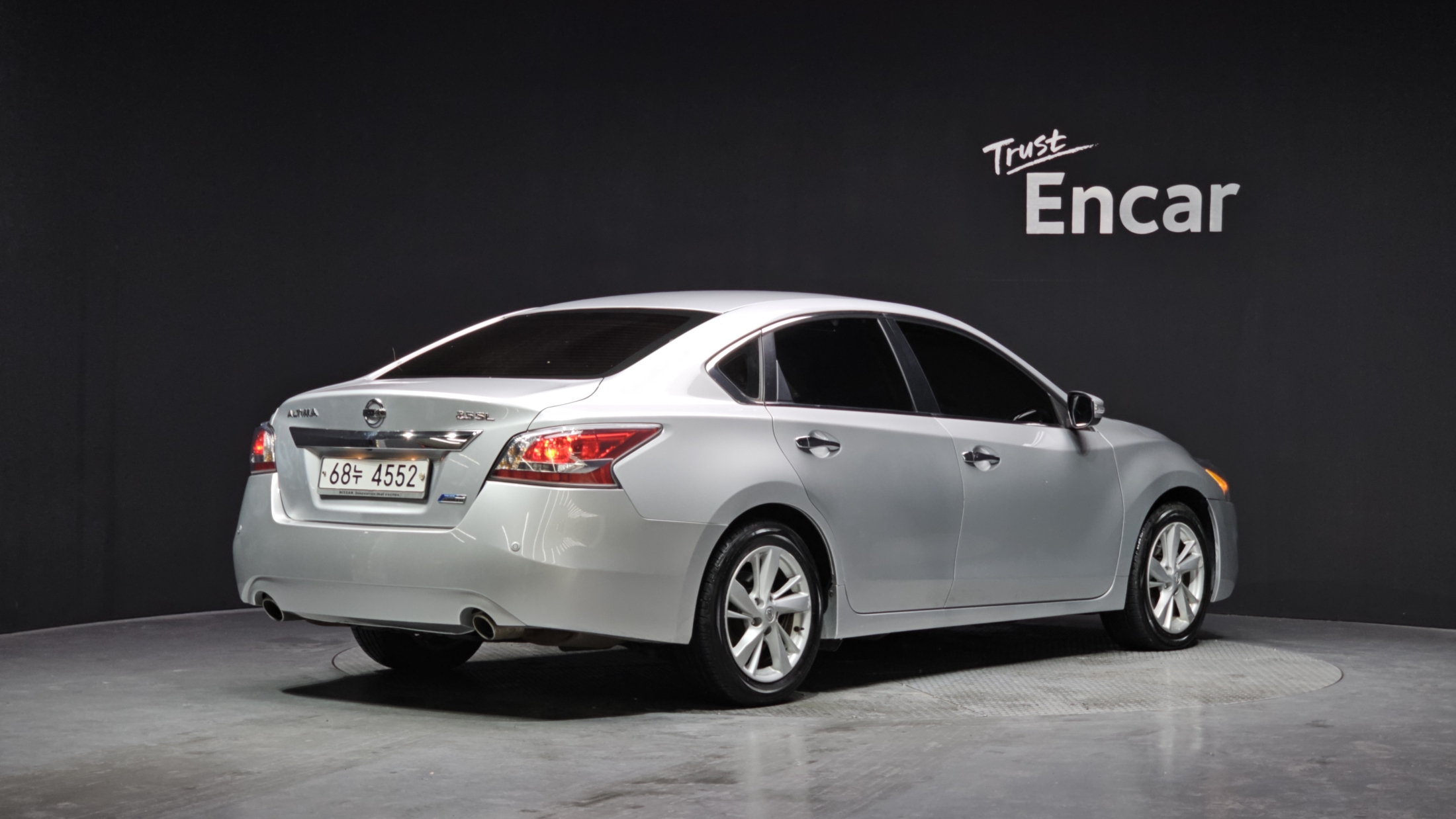 NISSAN ALTIMA photo 2