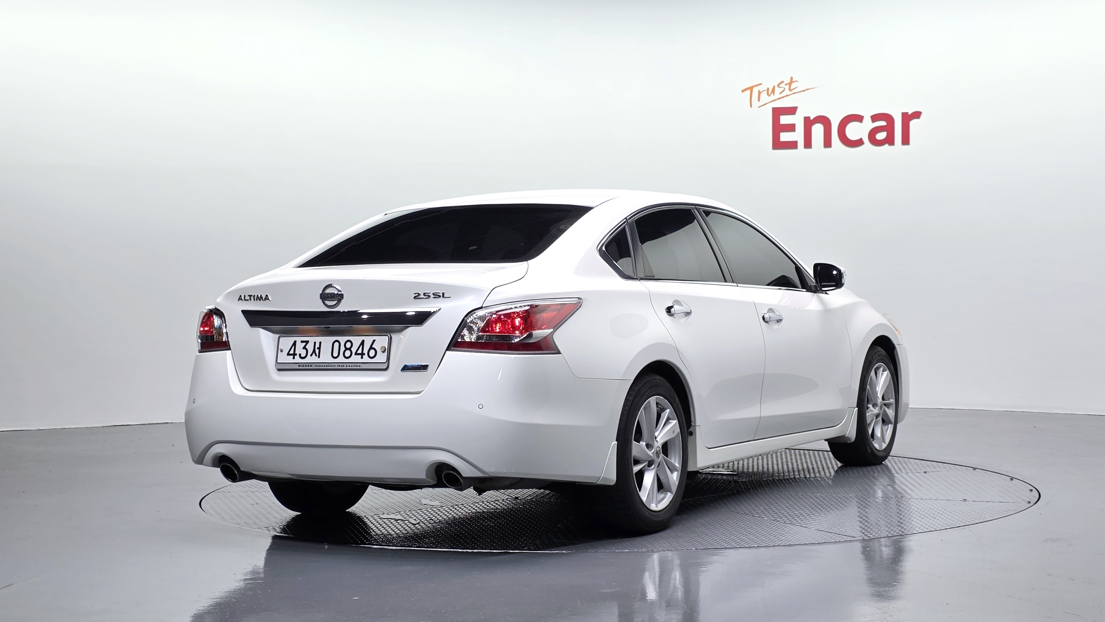 NISSAN ALTIMA photo 2