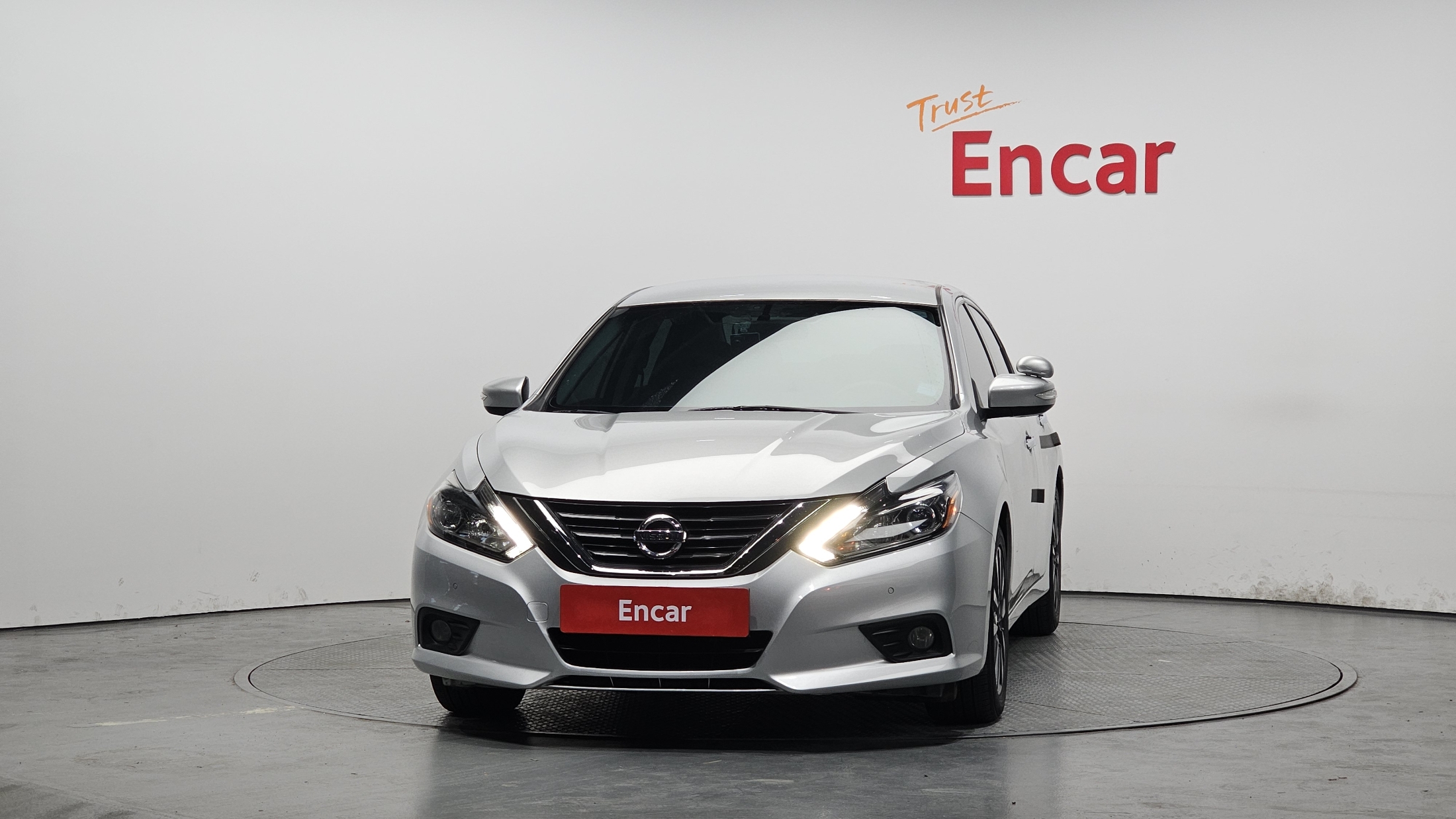 NISSAN ALTIMA photo 3