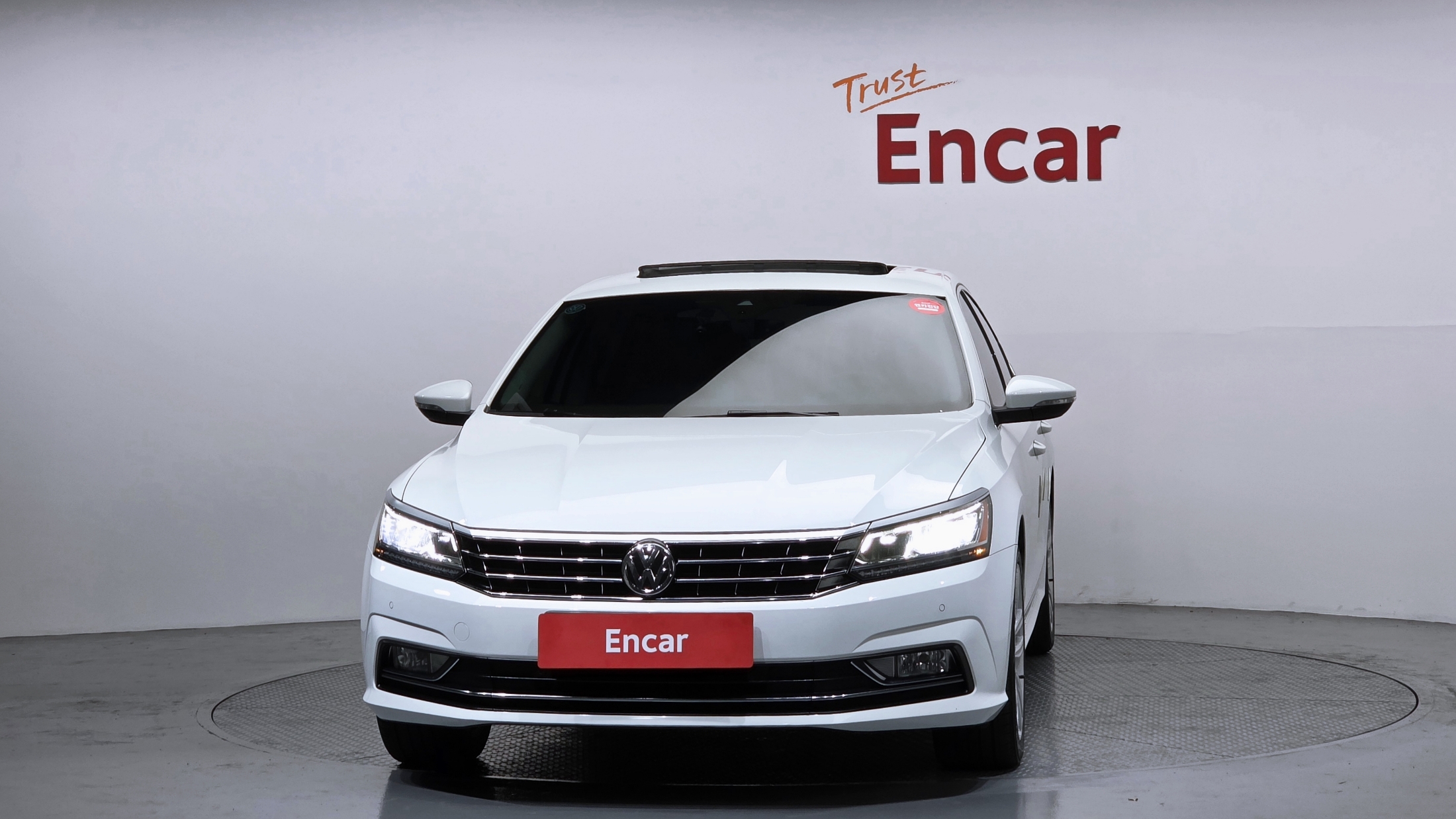 VOLKSWAGEN PASSAT photo 3