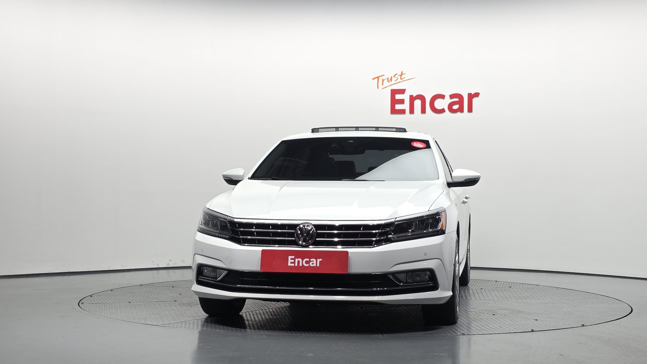 VOLKSWAGEN PASSAT photo 3