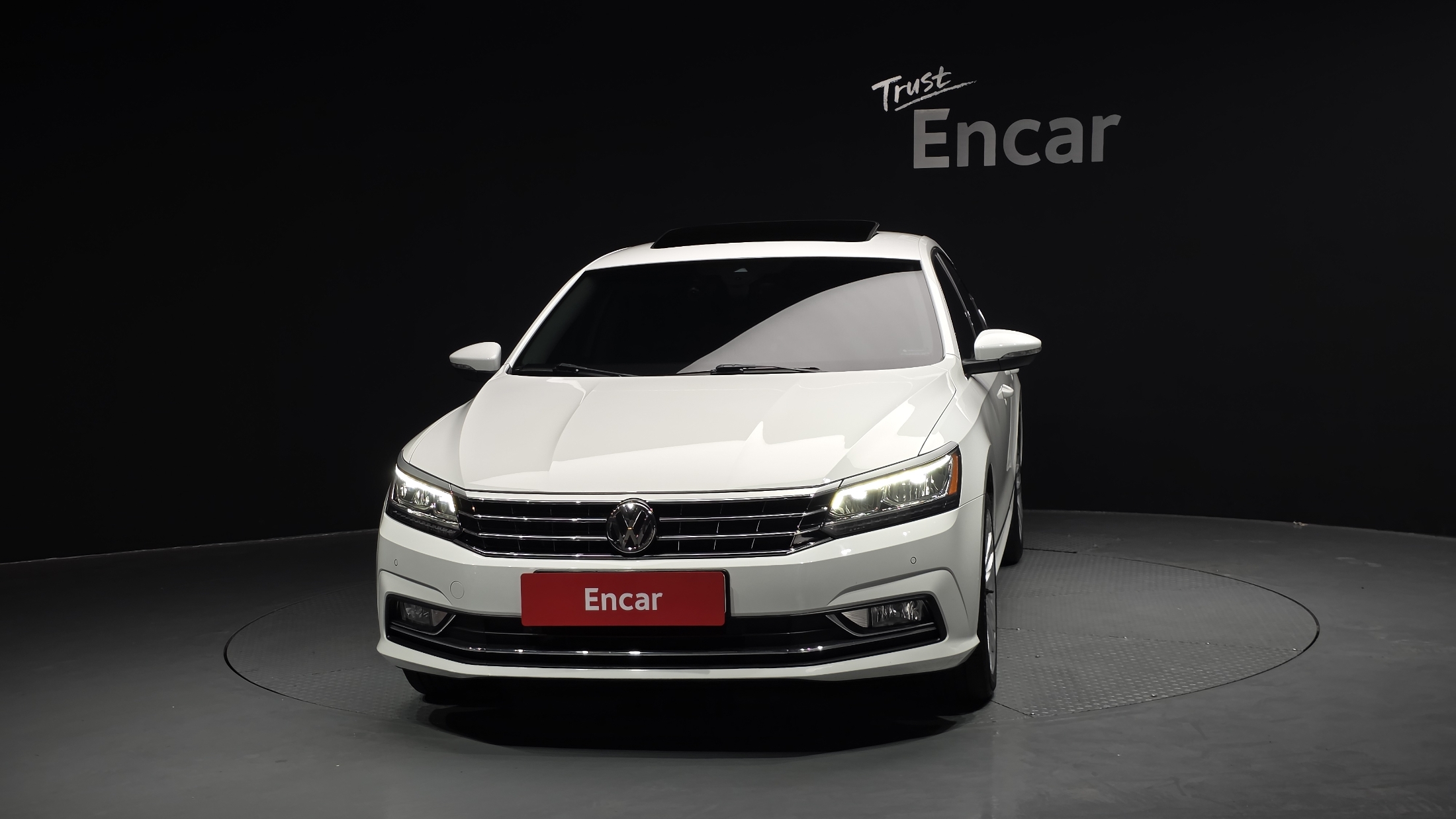 VOLKSWAGEN PASSAT photo 3