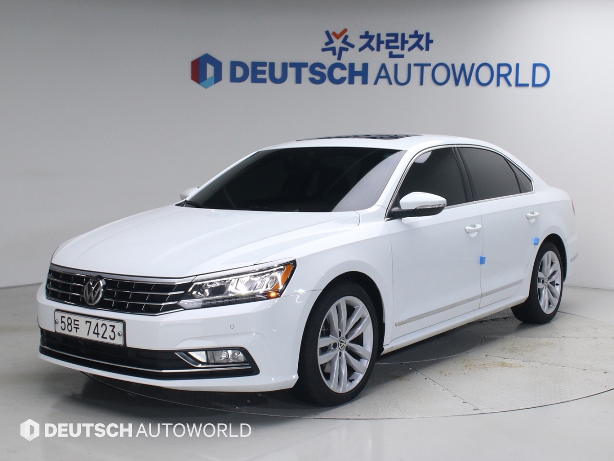 VOLKSWAGEN PASSAT