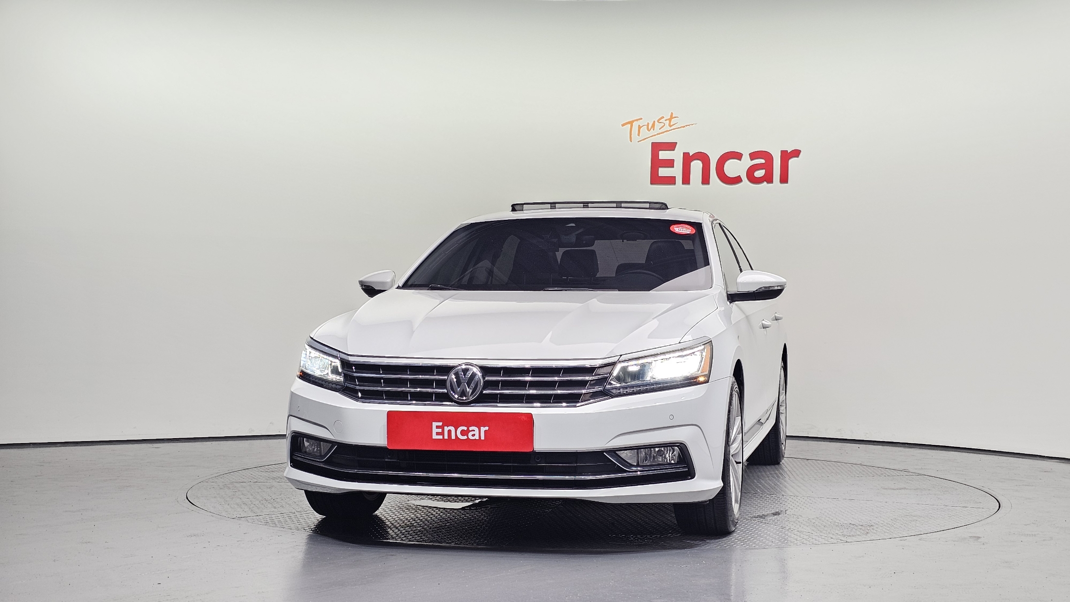 VOLKSWAGEN PASSAT photo 3