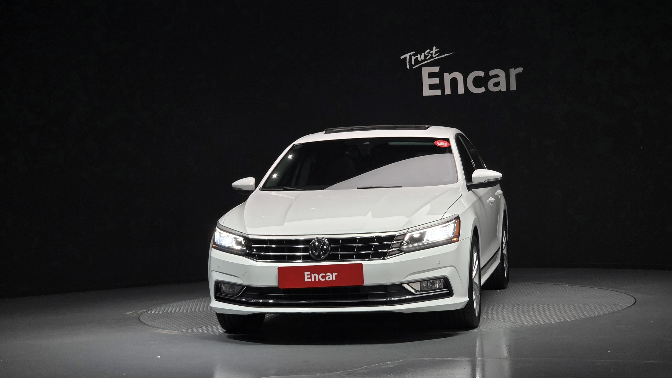 VOLKSWAGEN PASSAT photo 3