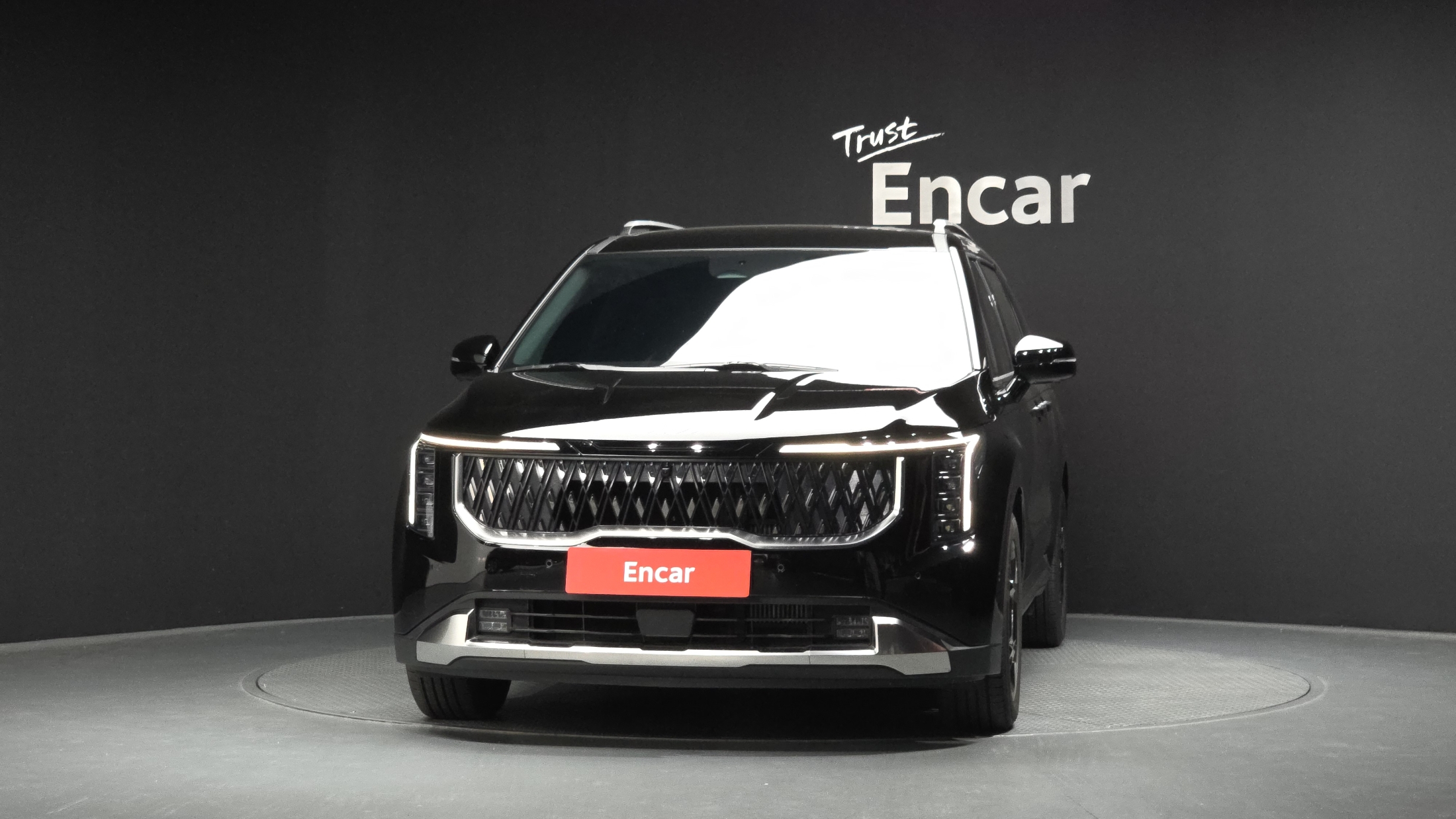 KIA CARNIVAL photo 3