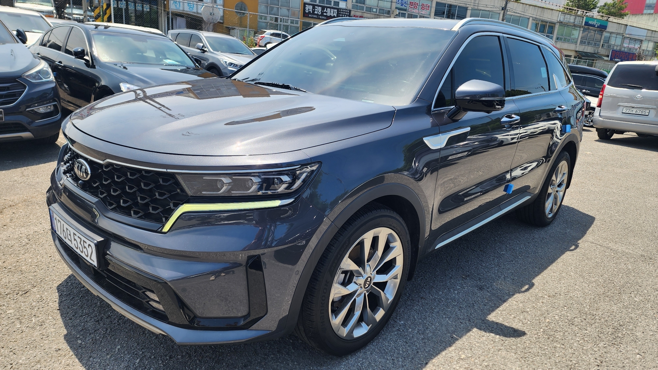 KIA SORENTO photo 2