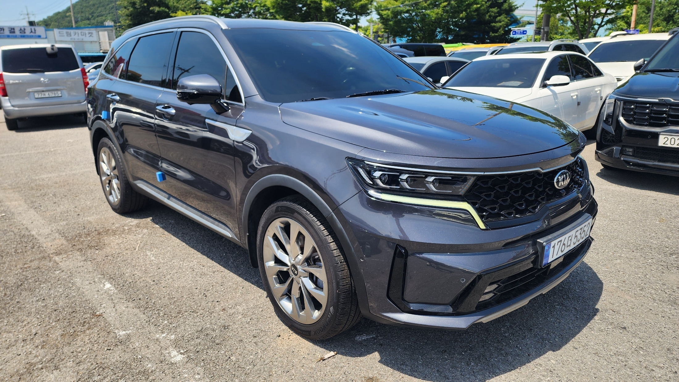 KIA SORENTO photo 3