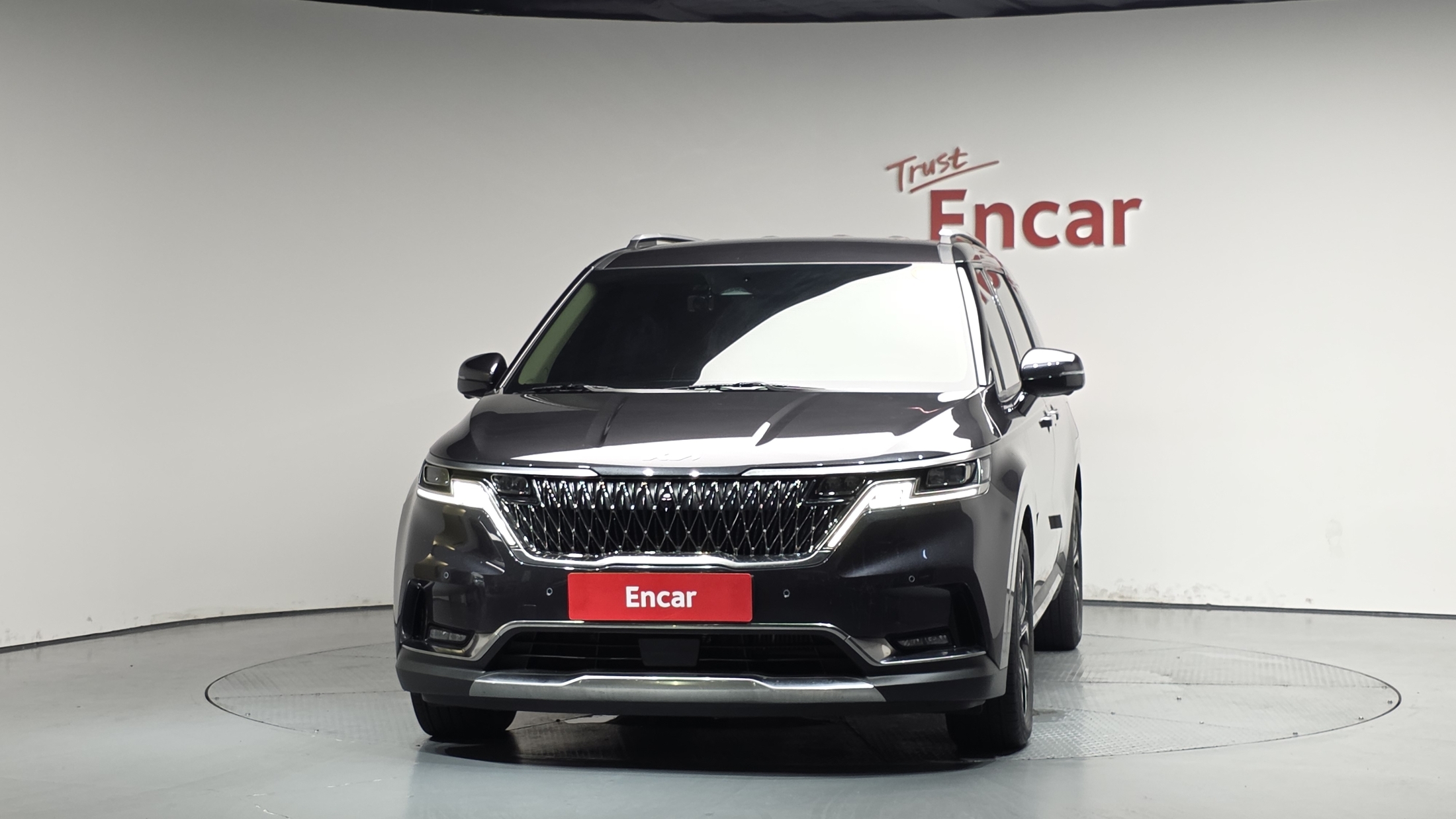 KIA CARNIVAL photo 3