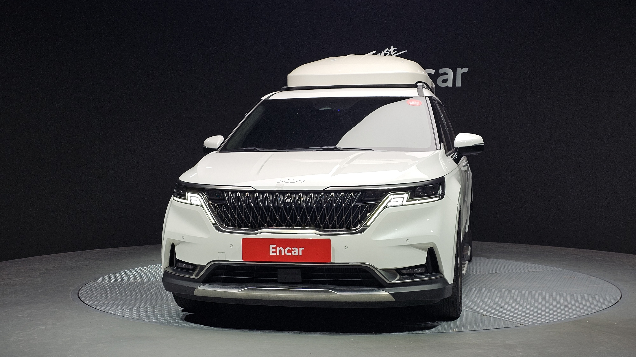 KIA CARNIVAL photo 3