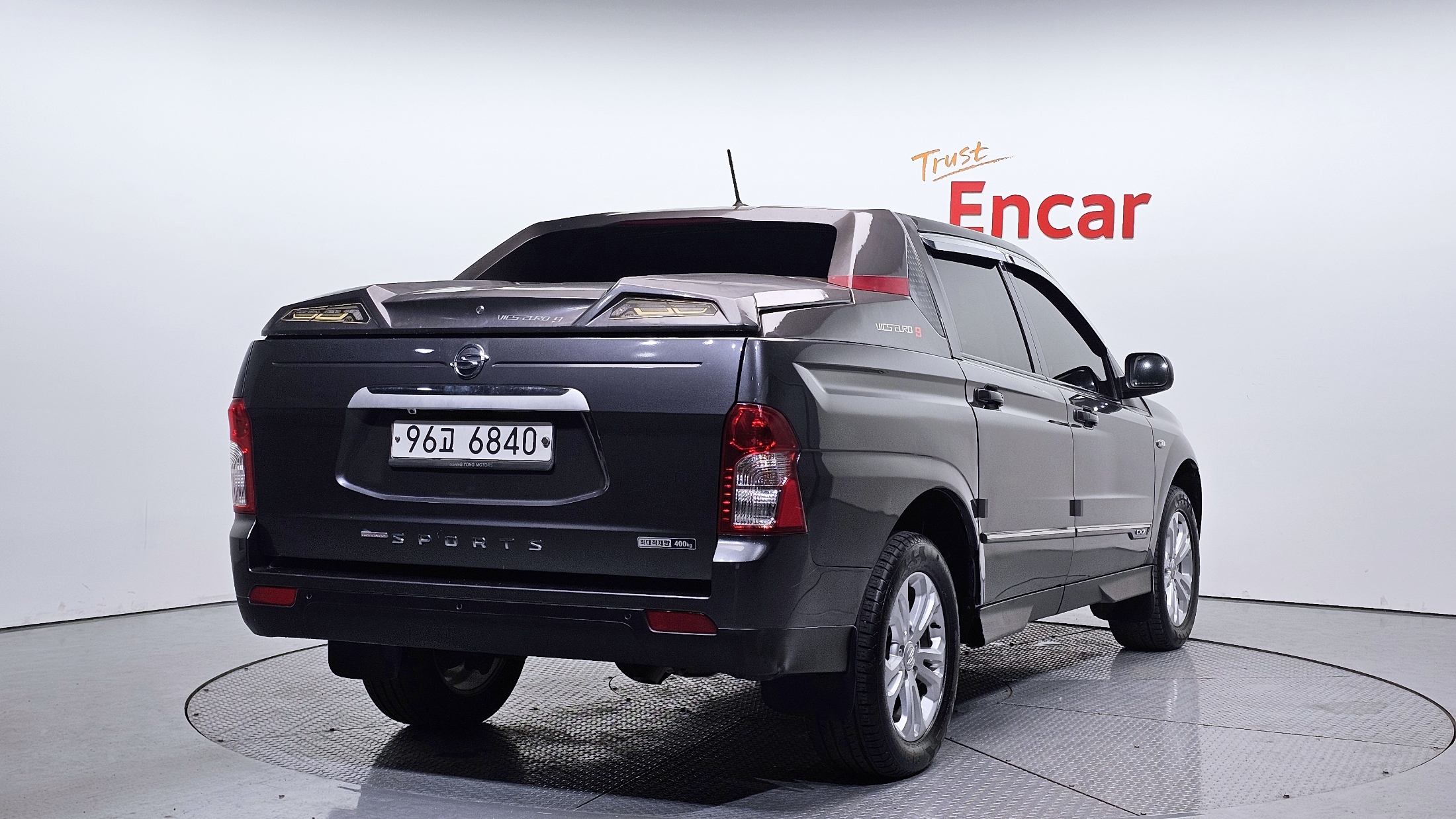 SSANGYONG KORANDO photo 2