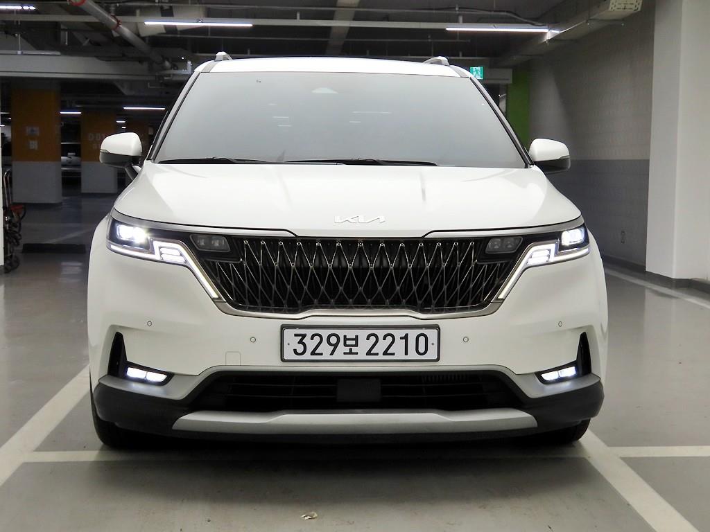 KIA CARNIVAL photo 2