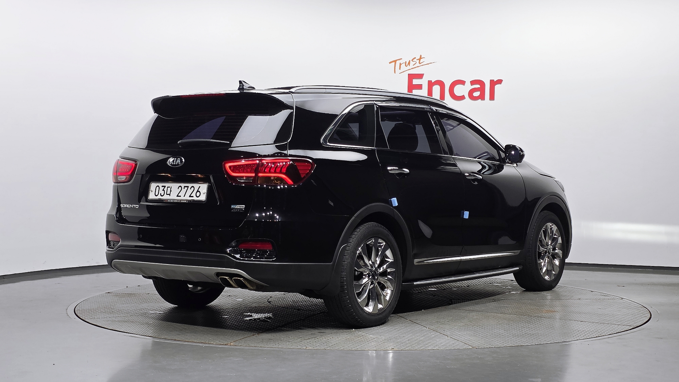KIA SORENTO photo 2