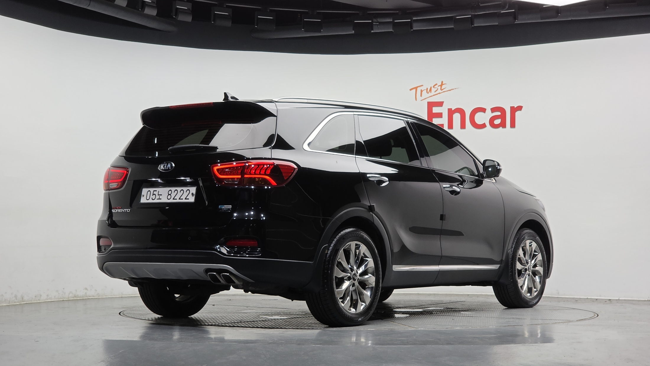 KIA SORENTO photo 2