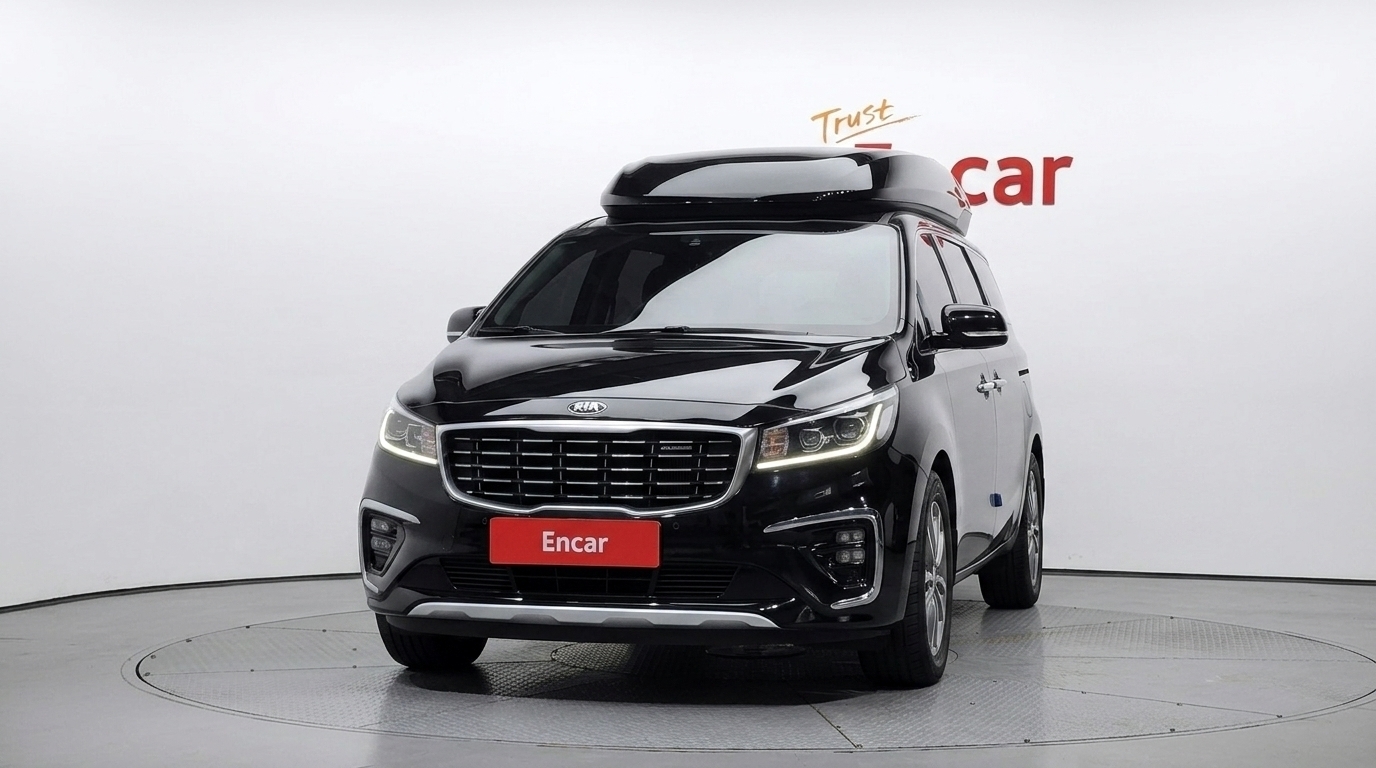 KIA CARNIVAL photo 3