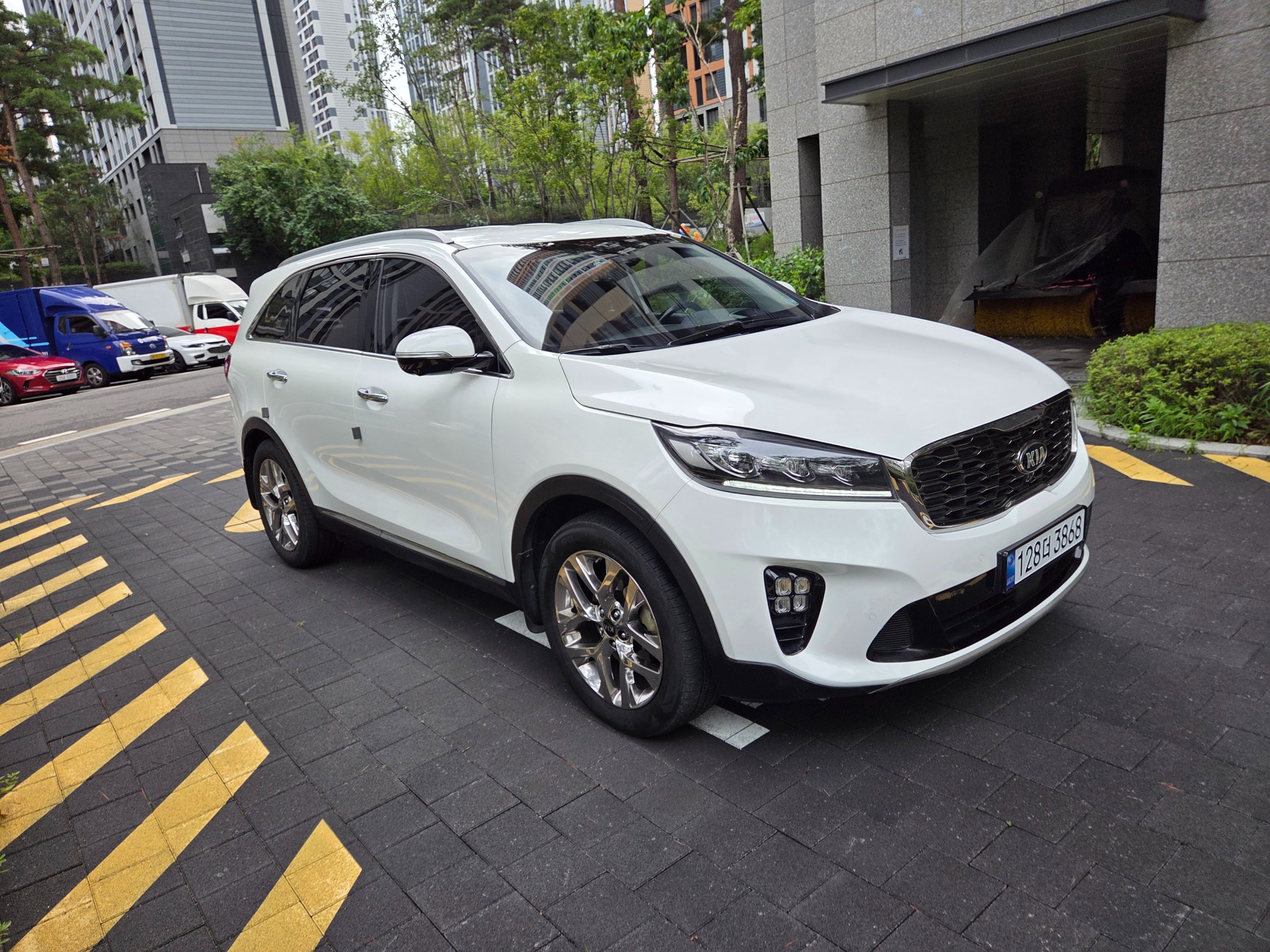 KIA SORENTO photo 2