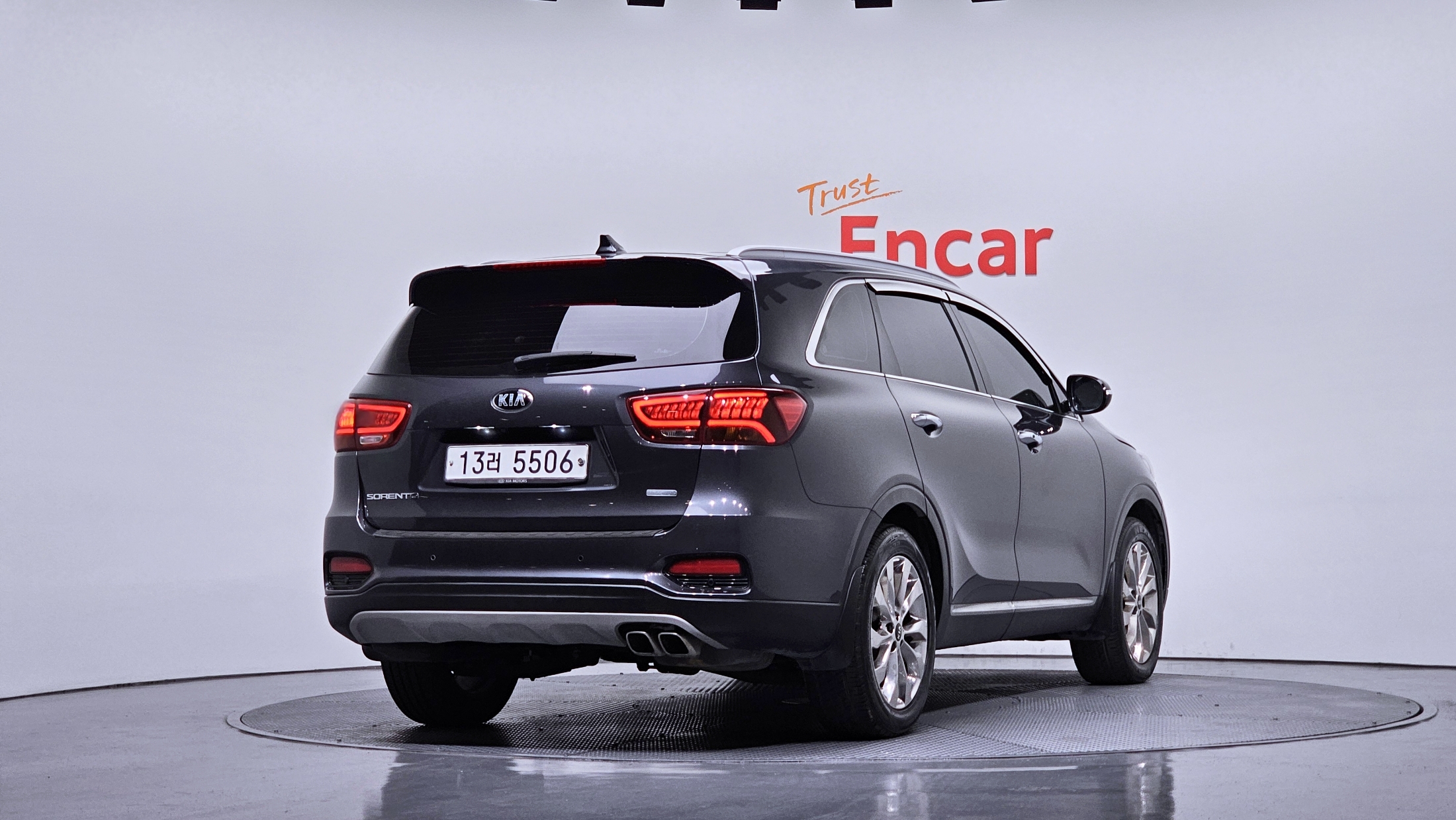 KIA SORENTO photo 2