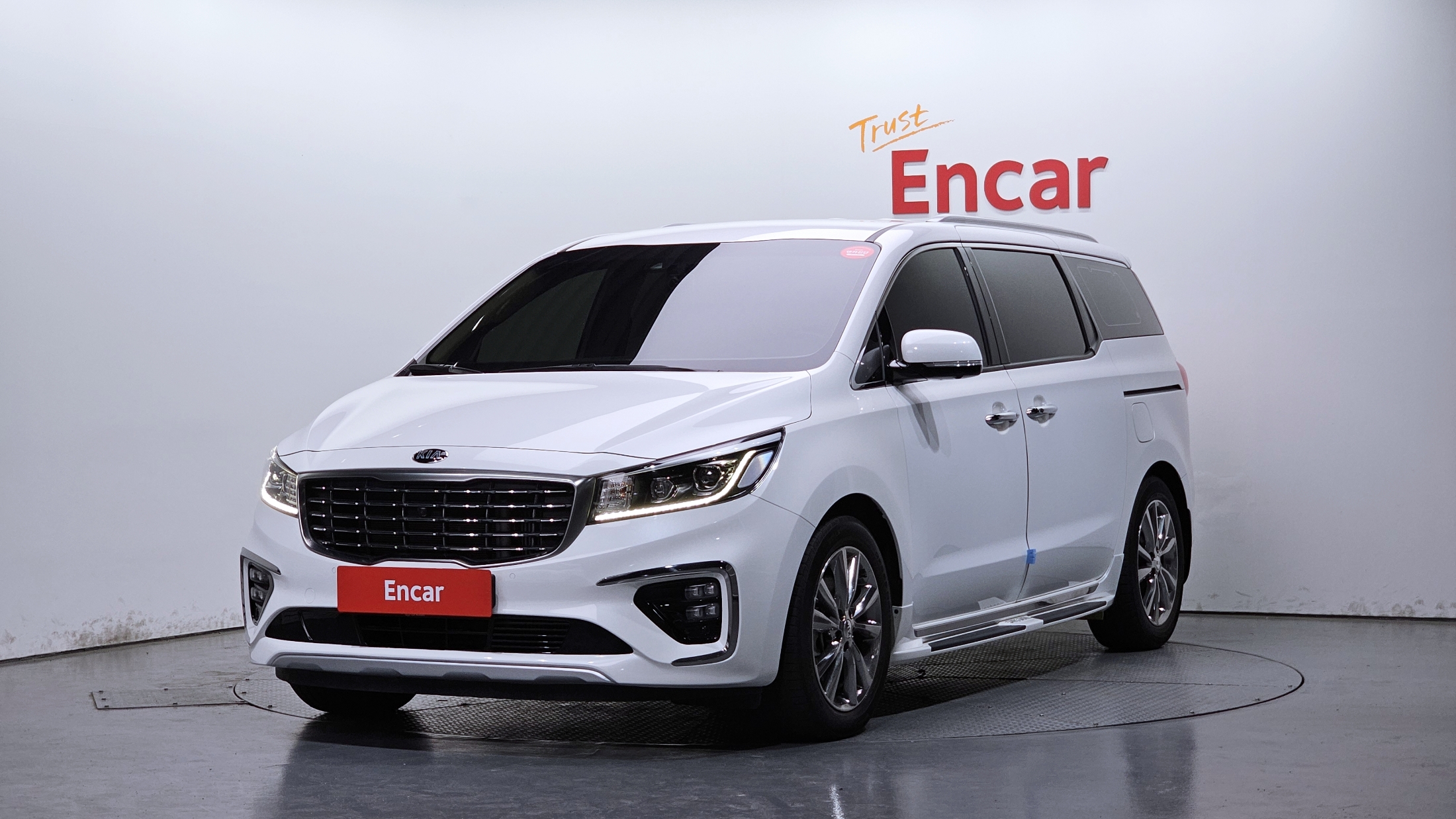 KIA CARNIVAL 2019