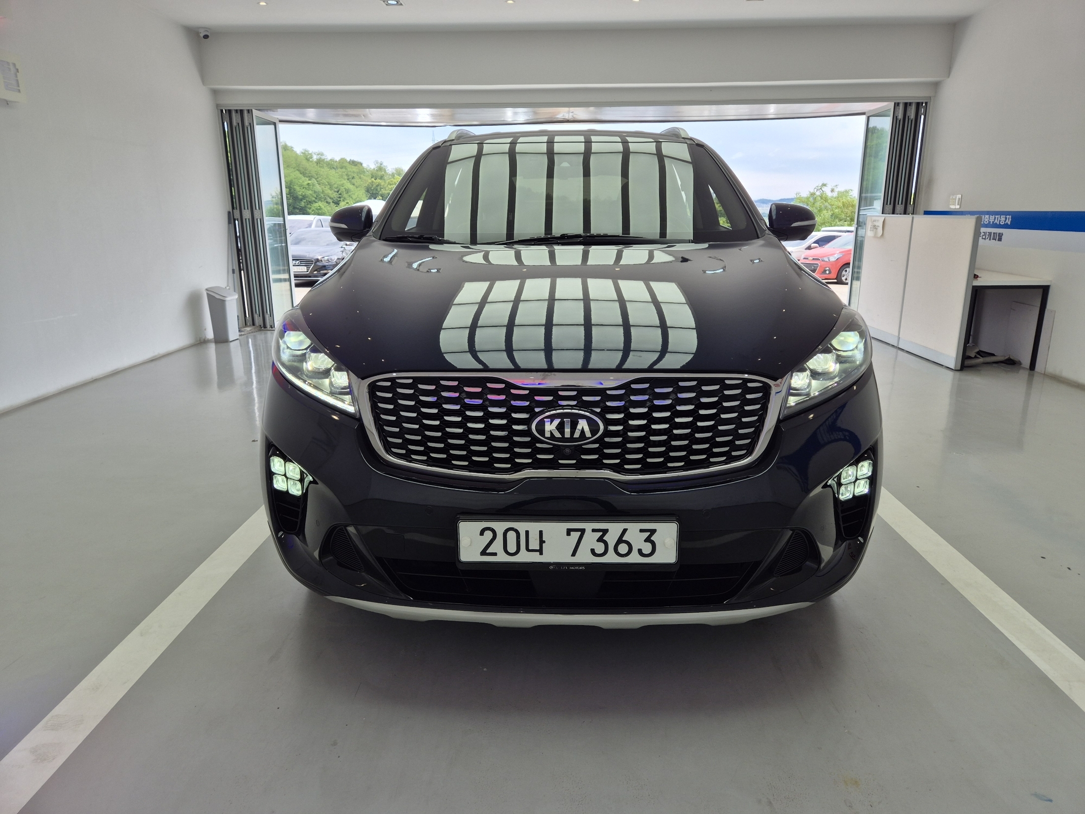 KIA SORENTO photo 2