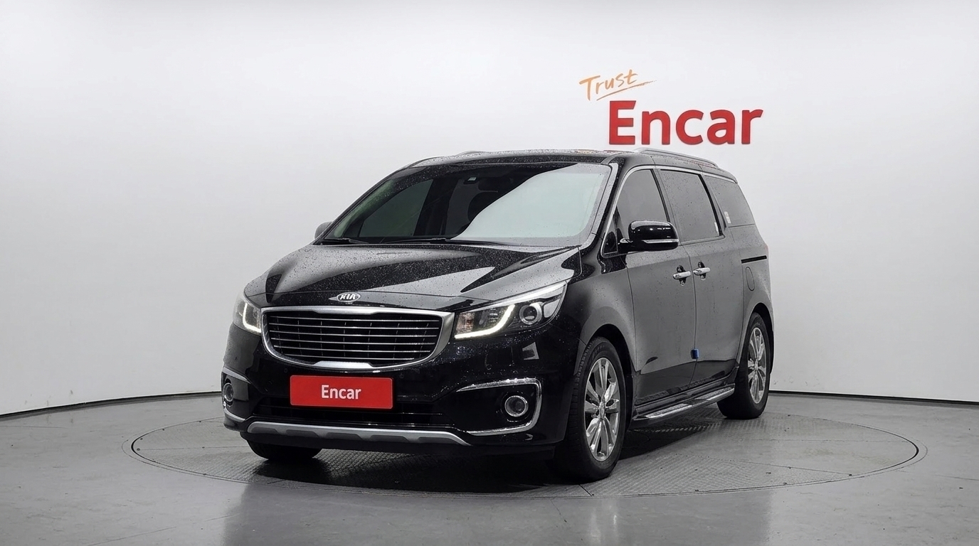 KIA CARNIVAL photo 2
