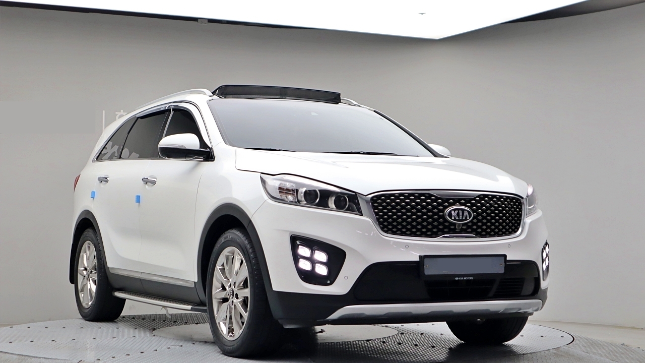 KIA SORENTO photo 3