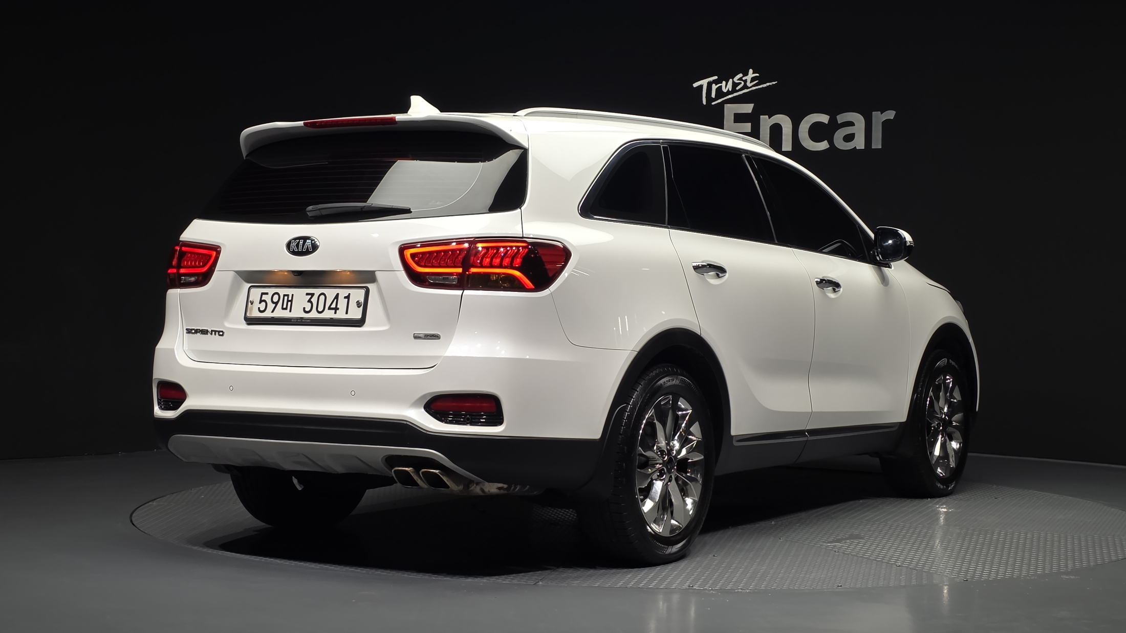 KIA SORENTO photo 2
