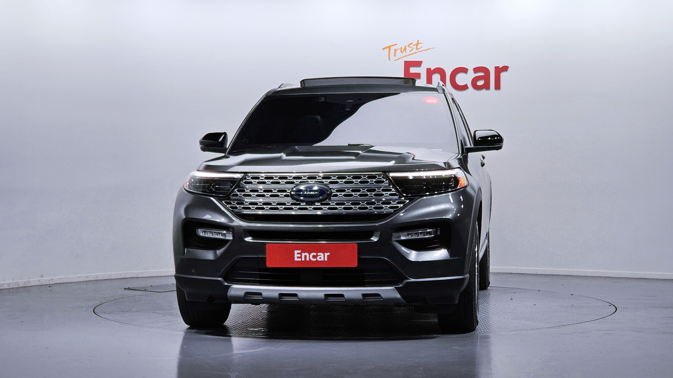 FORD EXPLORER photo 3