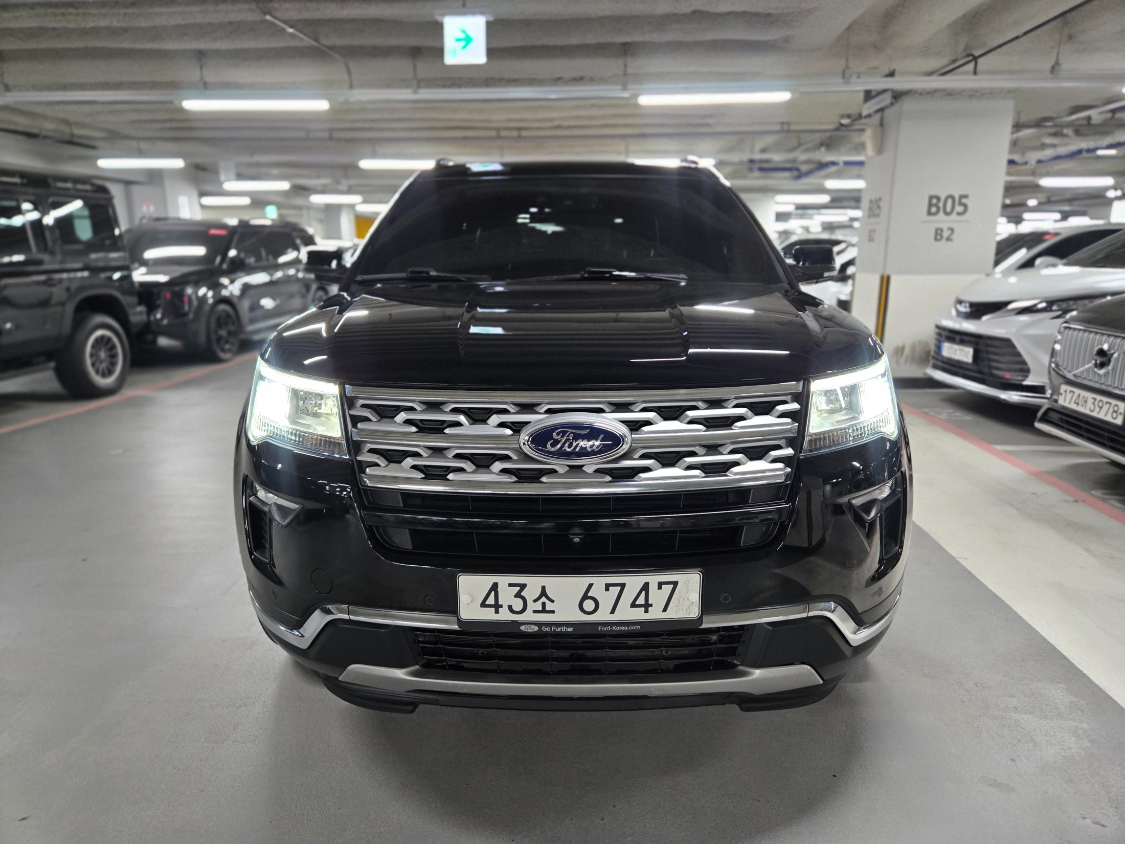 FORD EXPLORER