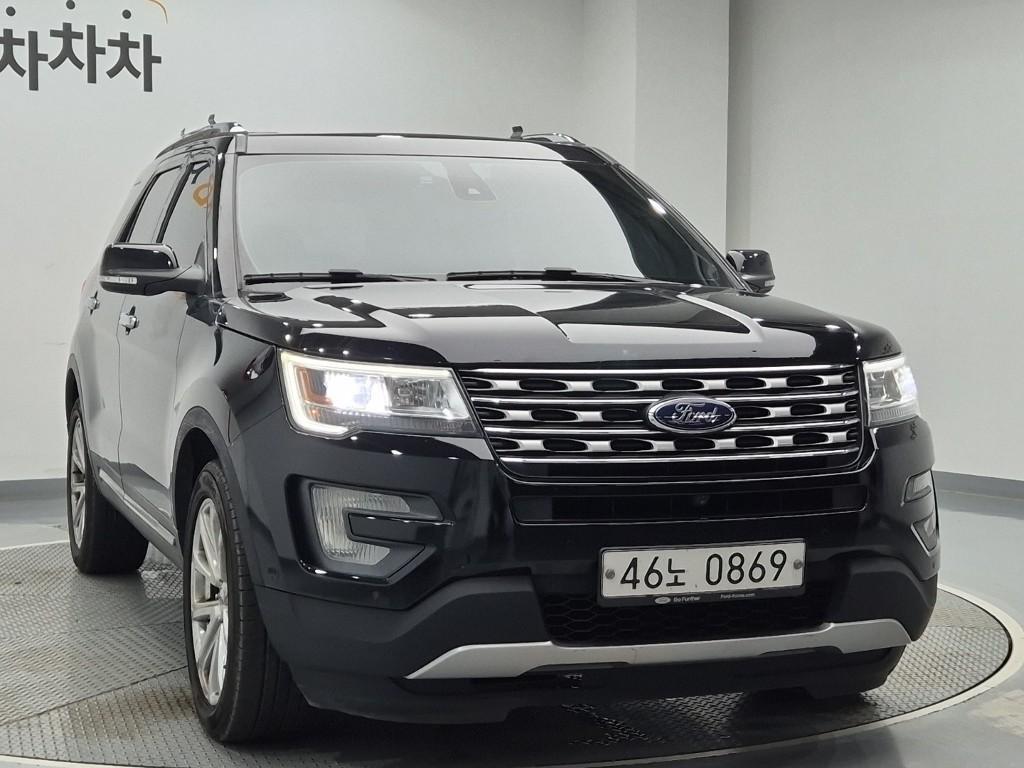 FORD EXPLORER photo 3