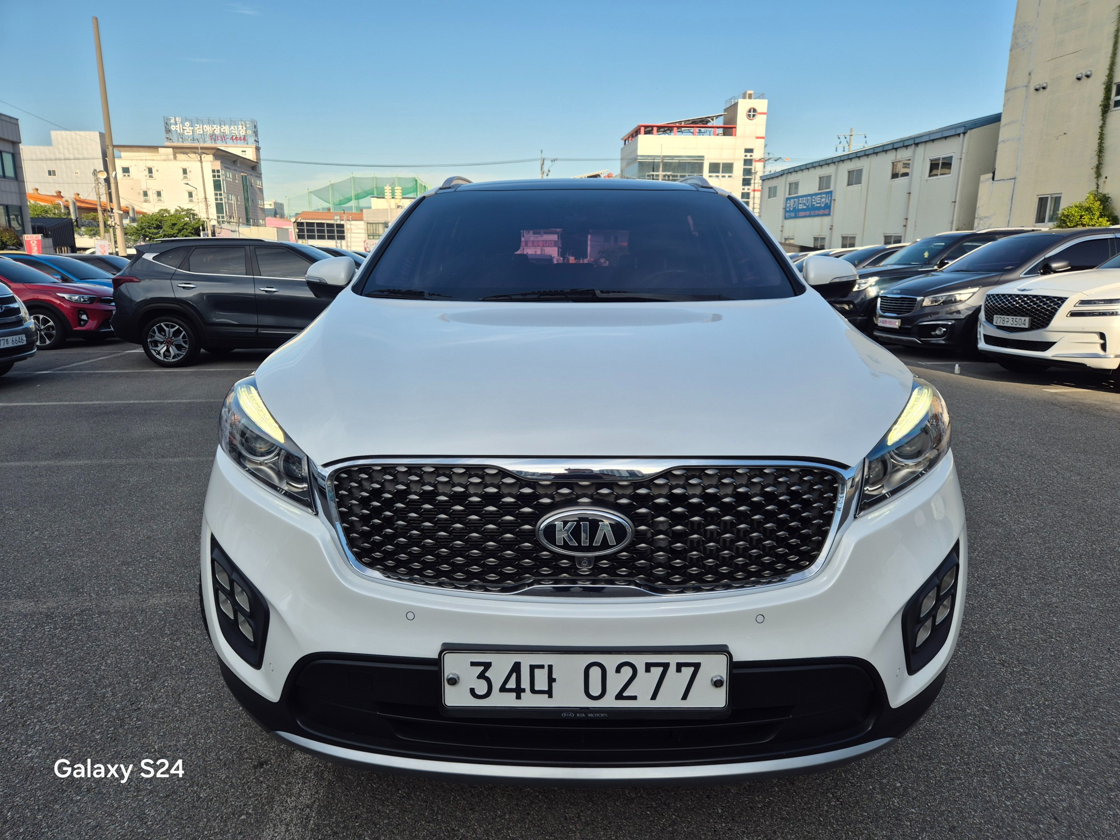KIA SORENTO photo 2