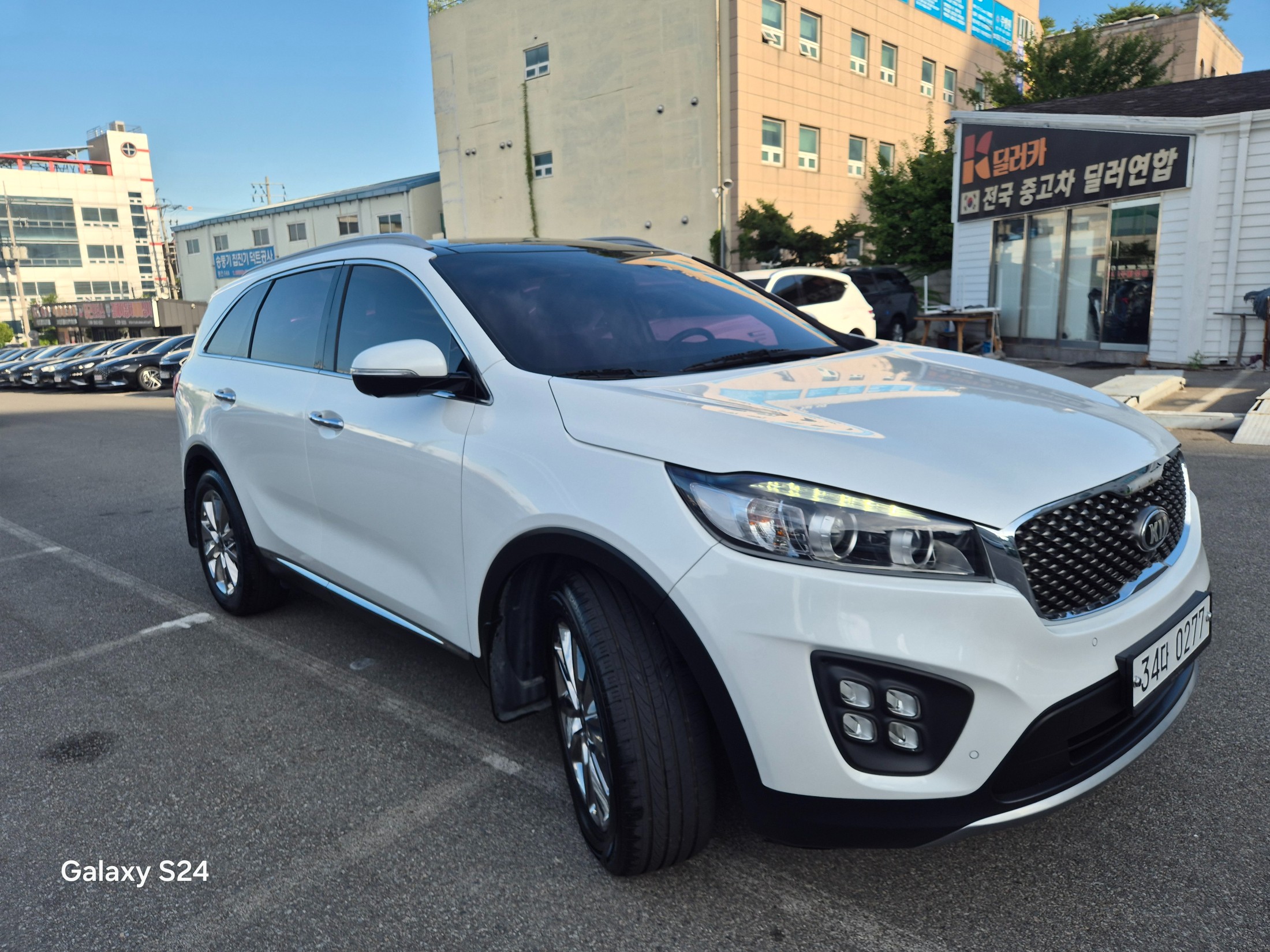 KIA SORENTO photo 3