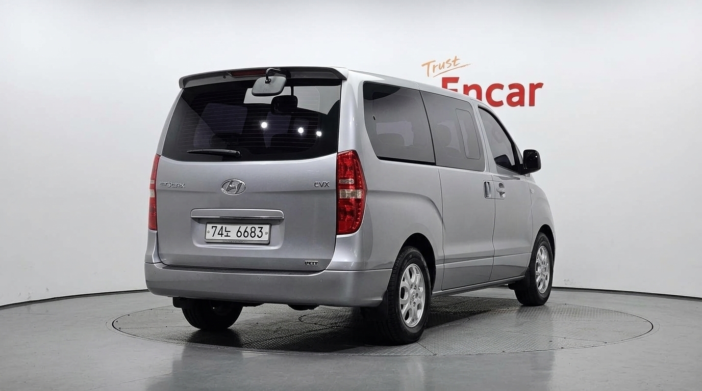 Mazda Bongo front view